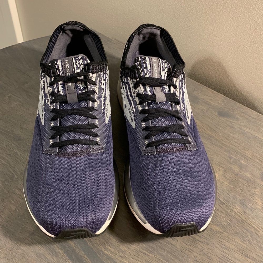 Brooks Men’s Ricochet DNA / AMP Runner